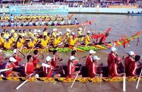 “Ngo” Boat Races of the ethnic Khmer people in Soc Trang province - ảnh 1